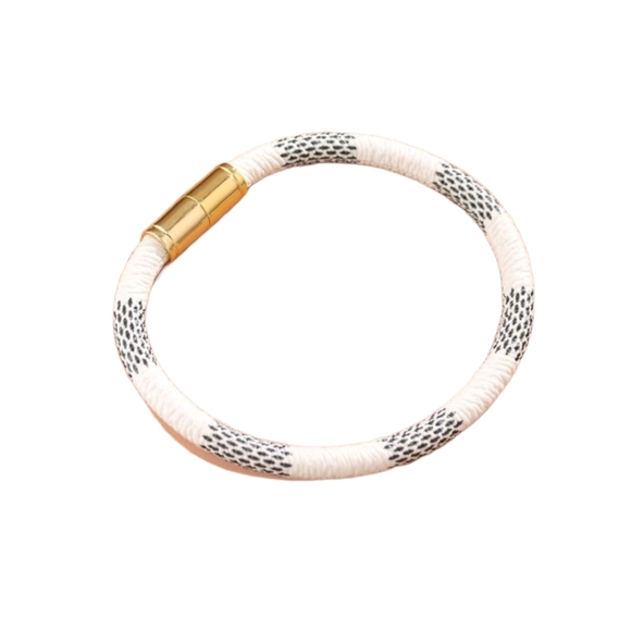 GRAY Jewelry - White and Gray Checked Leather Bracelet